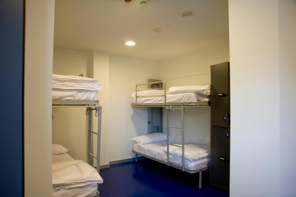 Bbk Bilbao Good Hostel Room photo