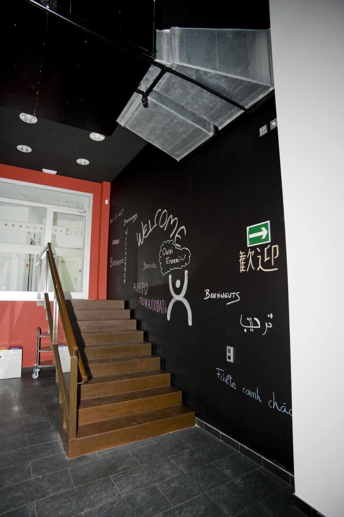 Bbk Bilbao Good Hostel Exterior photo